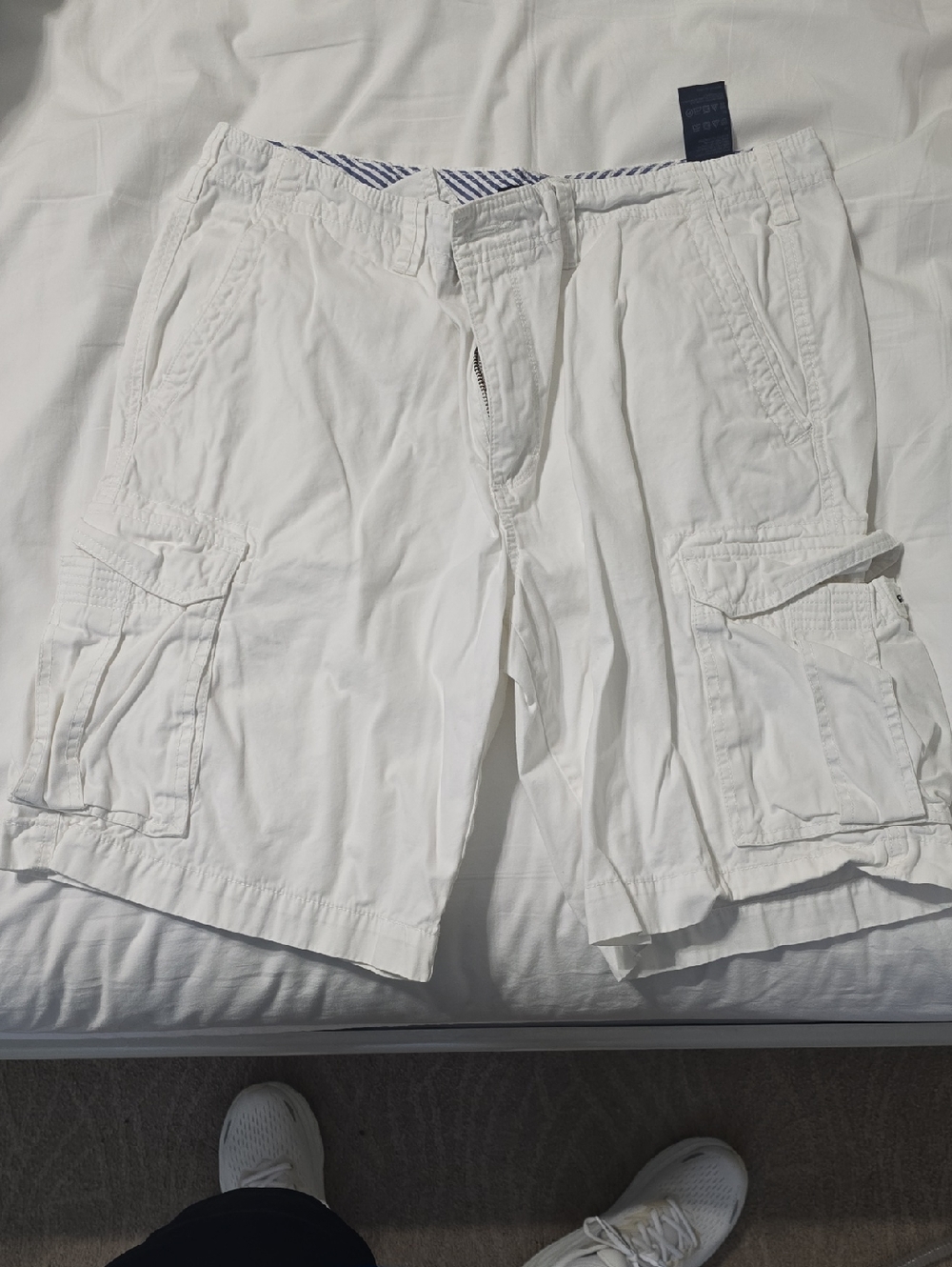 Tommy Hilfiger White Cargo Shorts with Utility Pockets